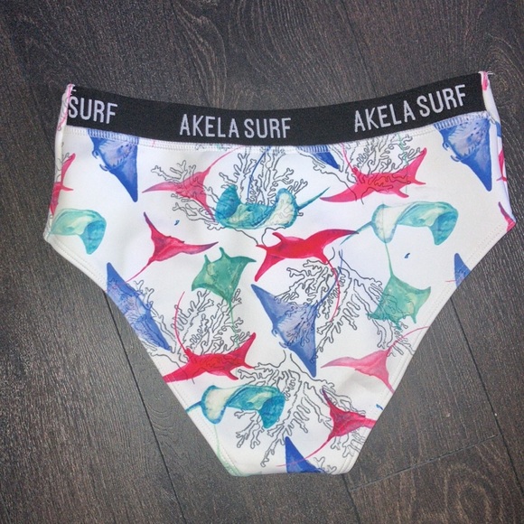 NWT Akela surf high waisted bikini bottom - Picture 5 of 9